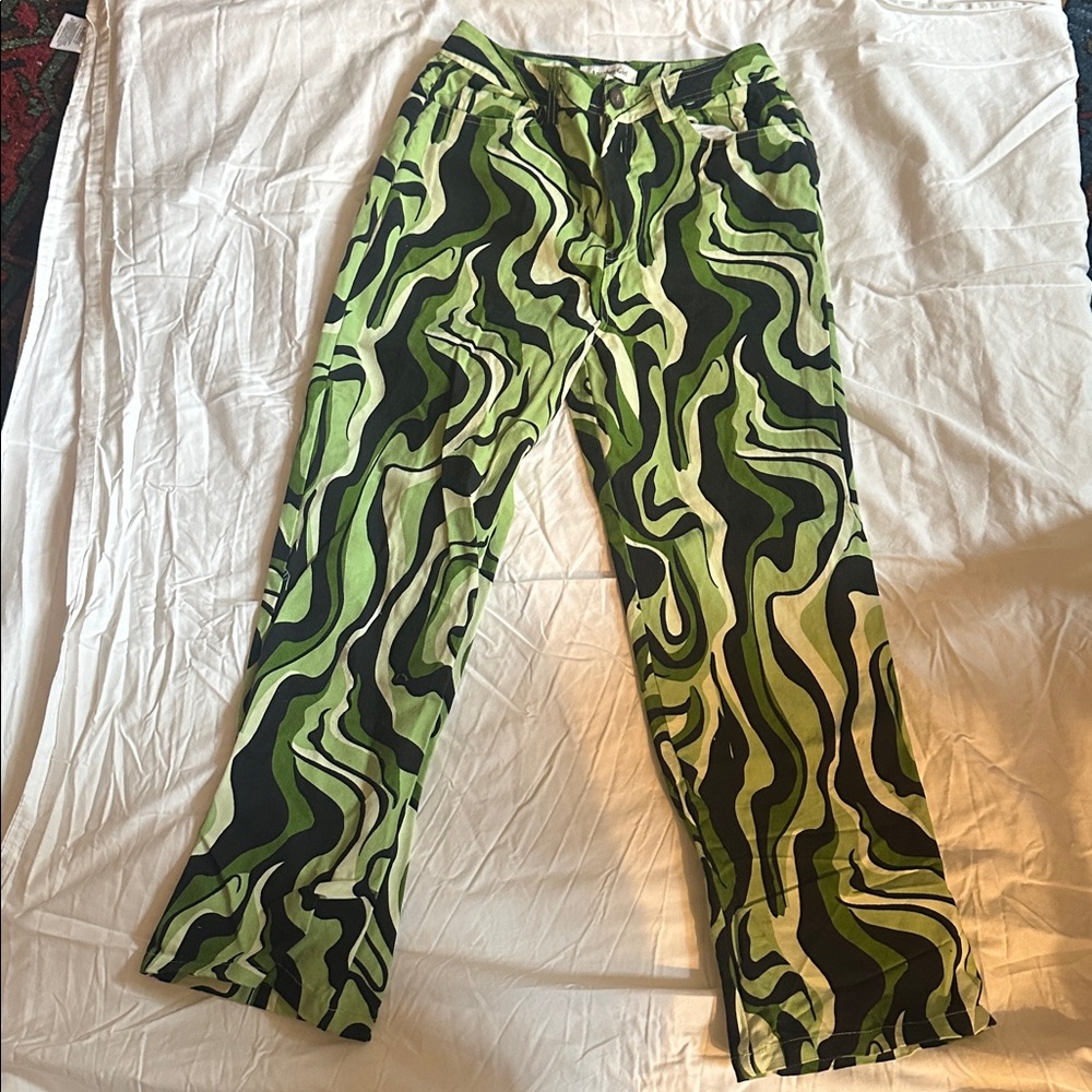 Women’s Another Girl brand green and black swirl pants